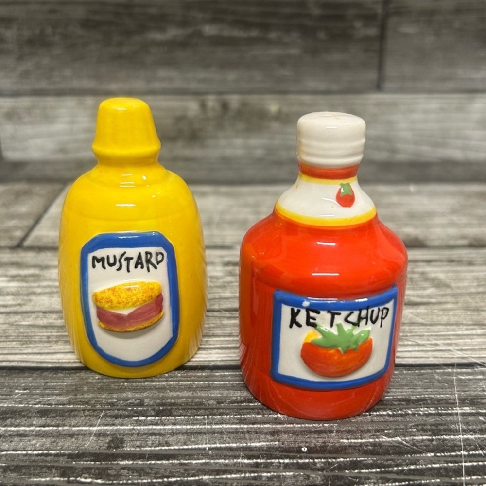 Mustard and Ketchup Salt and Pepper Shakers